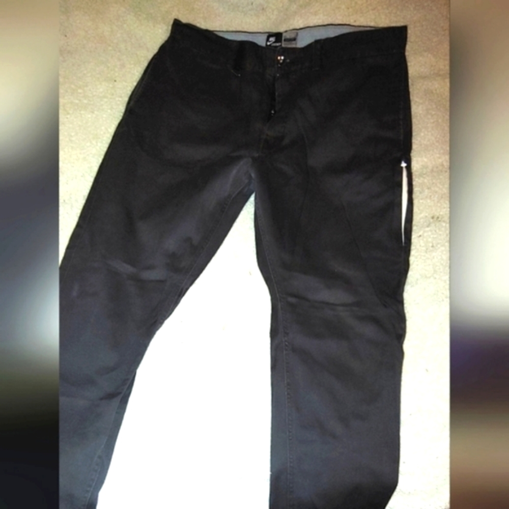 EUC NIKE Button Fly Jeans - Picture 2 of 8